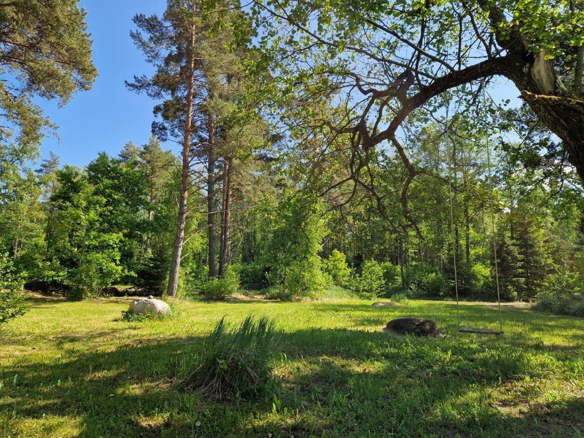 Elulille Maja Mere Laeheduses Lahemaa Ruepes Andineeme Esterno foto