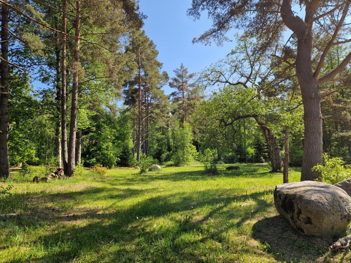 Elulille Maja Mere Laeheduses Lahemaa Ruepes Andineeme Esterno foto